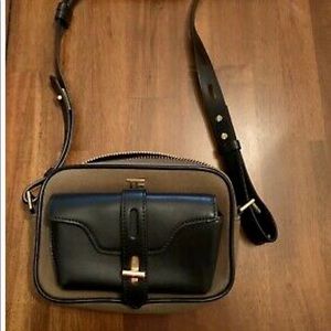 Tom Ford t twist camera bag.